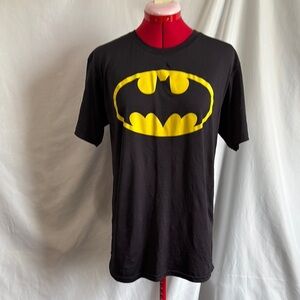 Batman Black and Yellow Short Sleeve T Shirt SM10